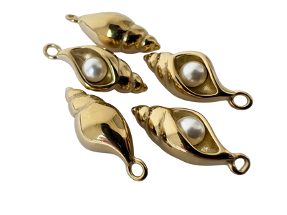 Ocean Seashell Pearl Charm