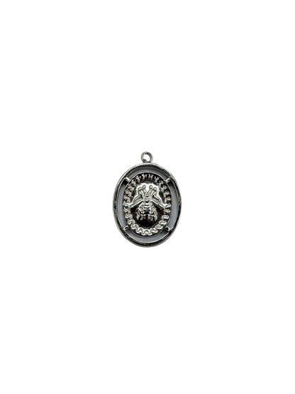 Ornate Oval Bee Charm