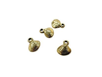 Dainty Clam Shell Charm